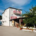 Maison d'hôtes Ana & Stjepan Nikolic - Pilgrim's 2nd