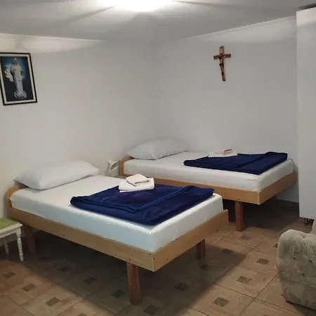 Ana Stjepan Nikolic - Pilgrim's 2nd Gæstehus 3*