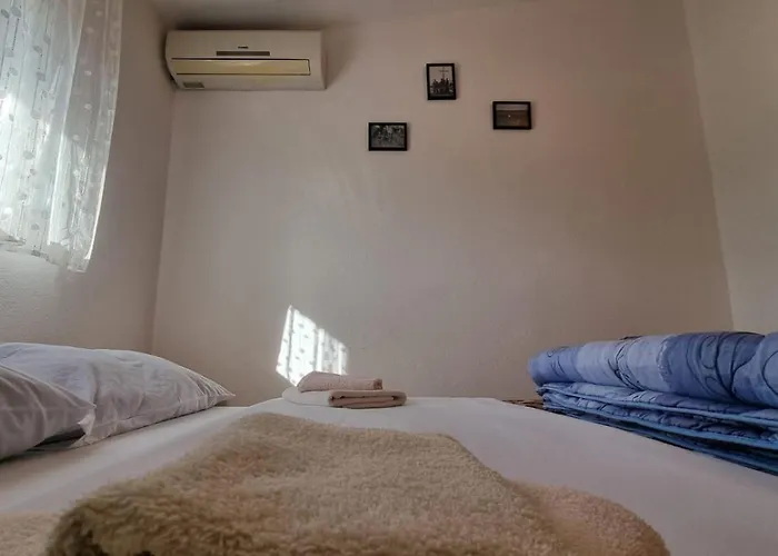 Ana & Stjepan Nikolic - Pilgrim's 2nd בית הארחה 4*